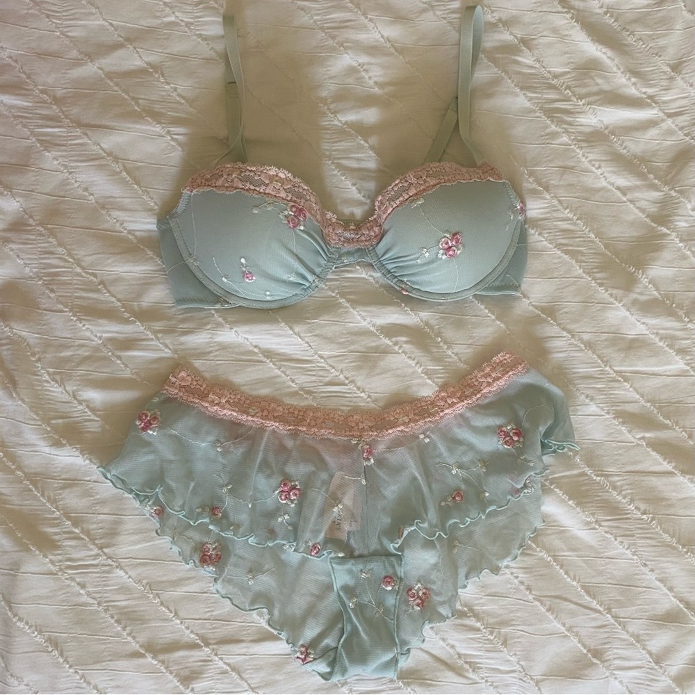 rare victoria’s secret vintage set